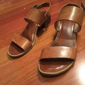 Seychelles sandals